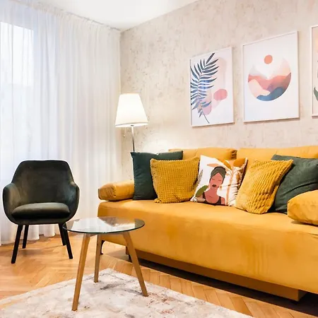Metro Swietokrzyska Boho Aesthetic Apartment Warsaw Exterior photo