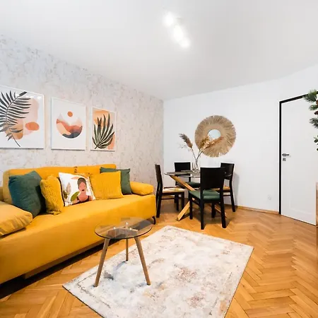 Metro Swietokrzyska Boho Aesthetic Apartment Warsaw Exterior photo